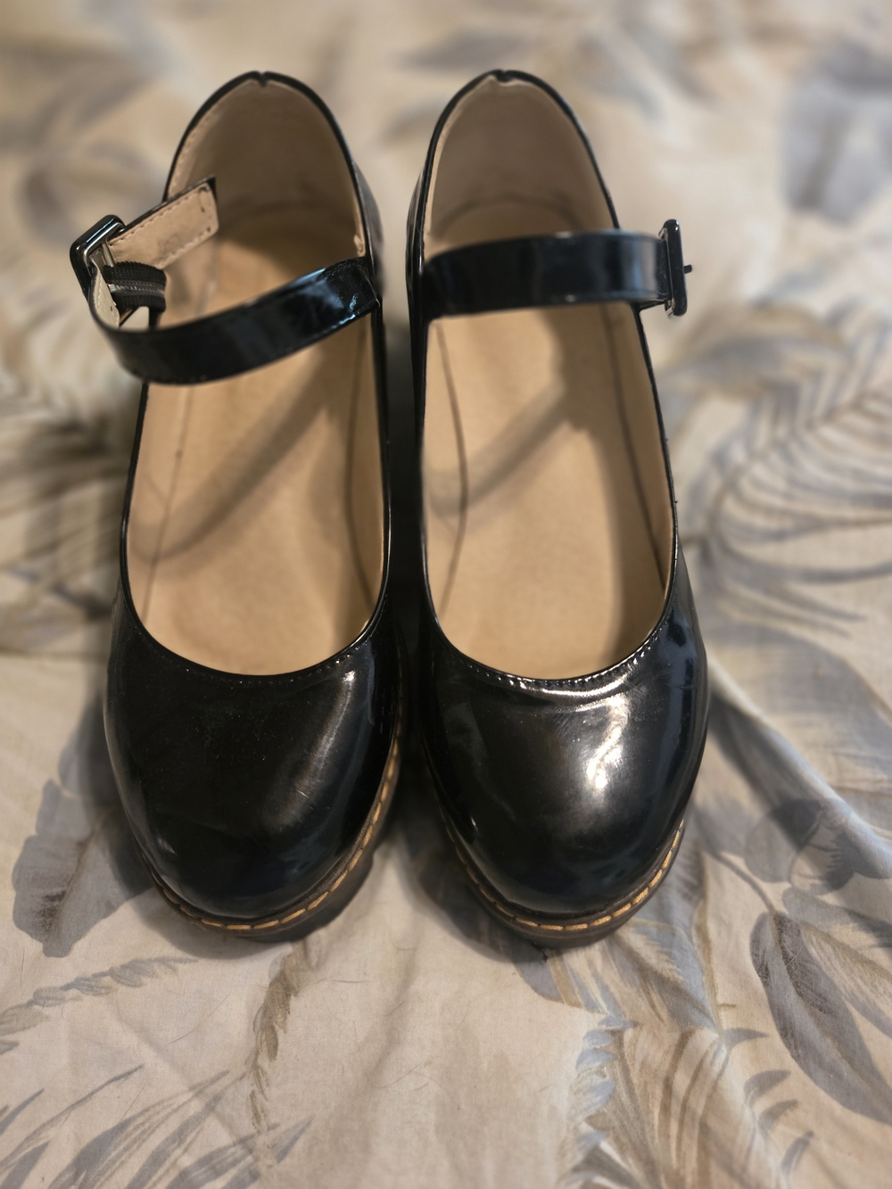 Black Patent Mary Jane Shoes - Classic Women's Style 7